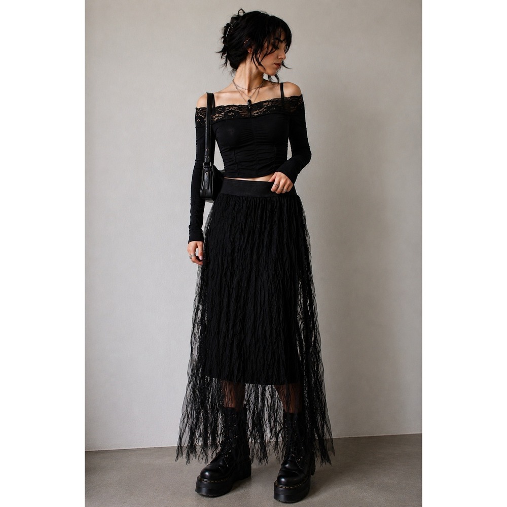 Etern Textured Mesh Maxi Skirt